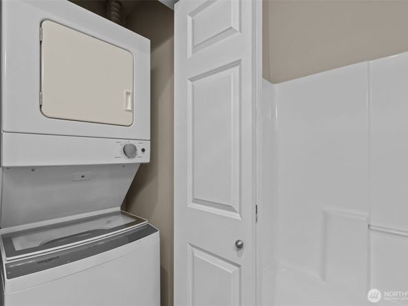 225 Logan Avenue S 108, Renton WA 98057