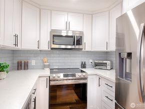 4521 SW Henderson Street, Seattle WA 98136