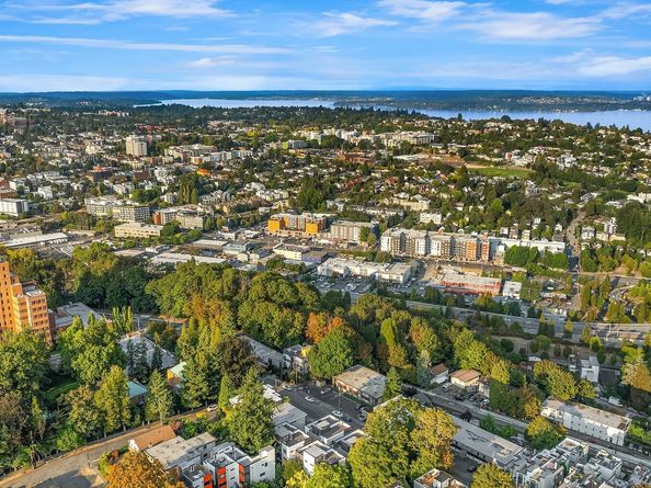 1311 14th Avenue S B, Seattle WA 98144