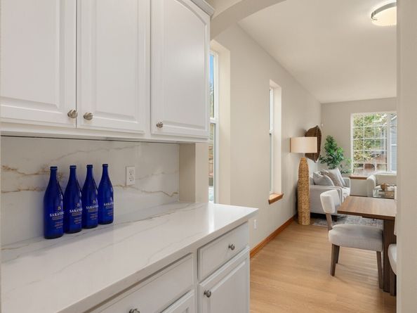 12960 NE 203rd Street, Woodinville WA 98072