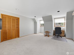 2106 222nd Place NE, Sammamish WA 98074