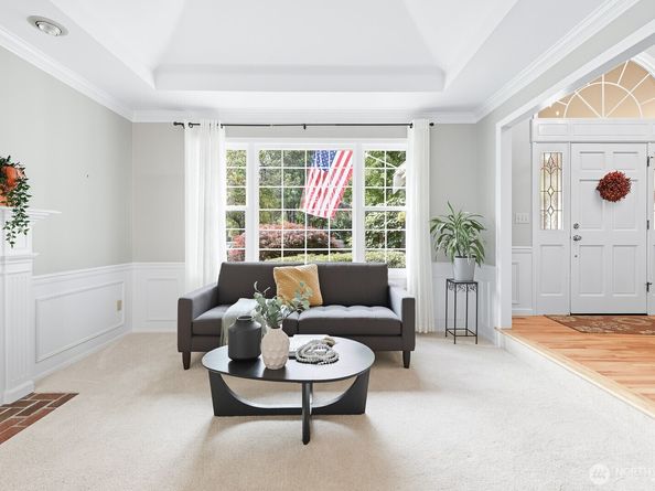 2106 222nd Place NE, Sammamish WA 98074