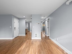 26339 116th Avenue SE I105, Kent WA 98030