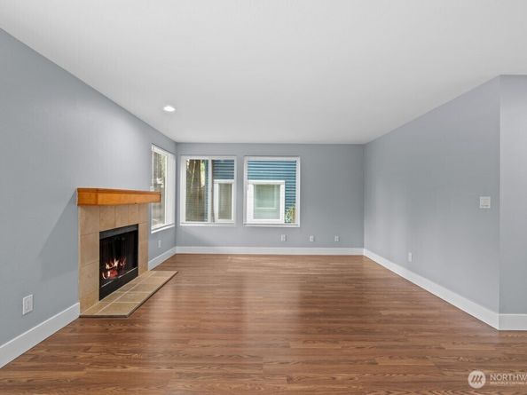 26339 116th Avenue SE I105, Kent WA 98030