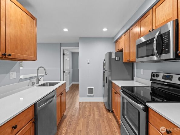 26339 116th Avenue SE I105, Kent WA 98030