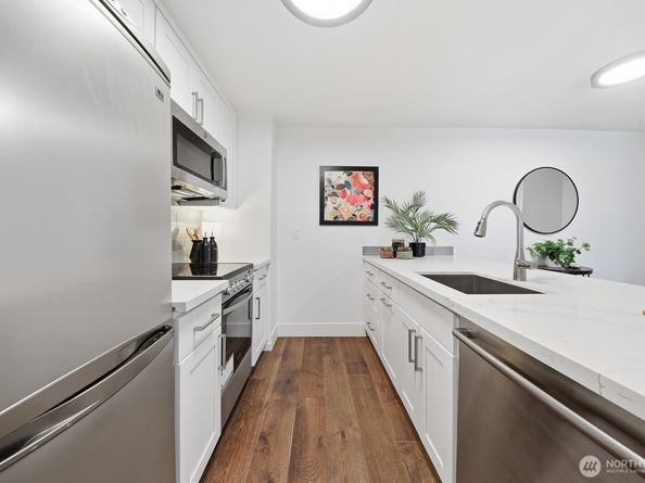 3401 Wallingford Avenue N 408, Seattle WA 98103