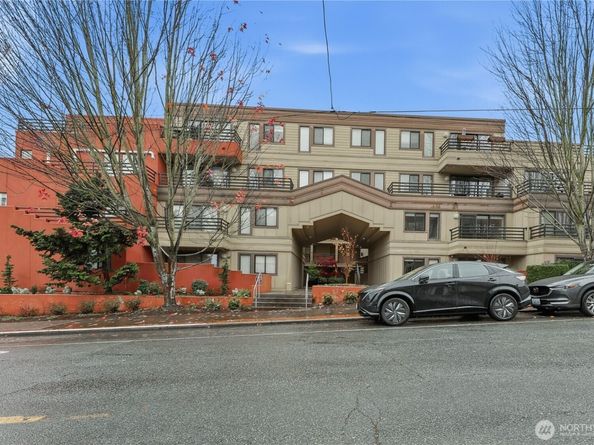 3401 Wallingford Avenue N 408, Seattle WA 98103