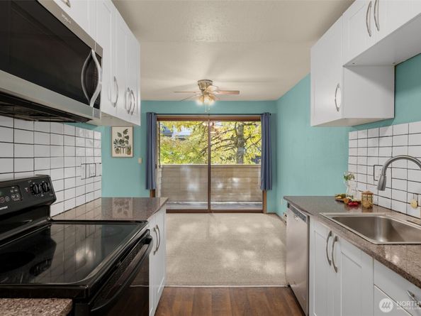 9512 1st Avenue NE 301, Seattle WA 98115