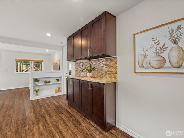 15245 Fremont Avenue N, Shoreline WA 98133