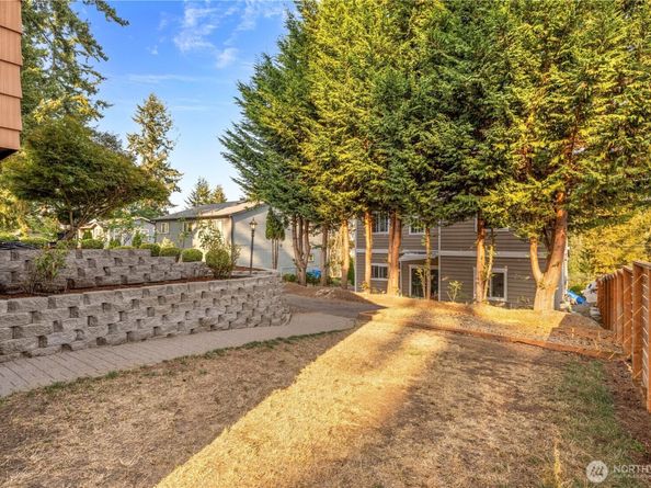 15245 Fremont Avenue N, Shoreline WA 98133