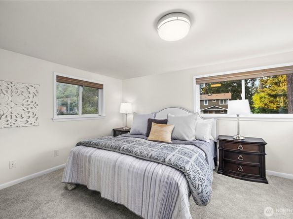 15245 Fremont Avenue N, Shoreline WA 98133