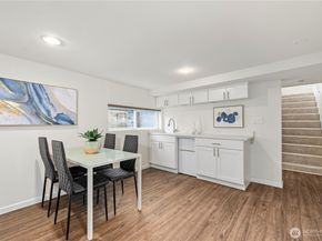 15245 Fremont Avenue N, Shoreline WA 98133