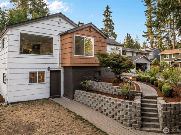 15245 Fremont Avenue N, Shoreline WA 98133