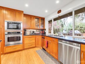 2212 186th Avenue NE, Redmond WA 98052