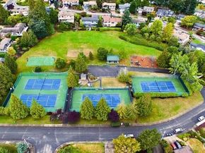 2212 186th Avenue NE, Redmond WA 98052