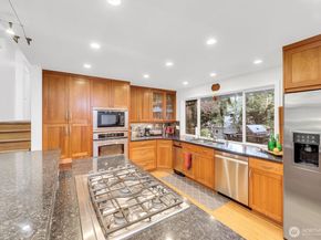 2212 186th Avenue NE, Redmond WA 98052