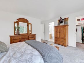 2212 186th Avenue NE, Redmond WA 98052