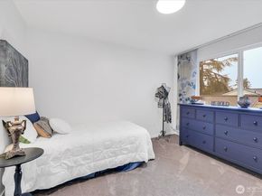 2212 186th Avenue NE, Redmond WA 98052