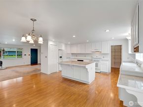 12649 SE 169th Place, Renton WA 98058