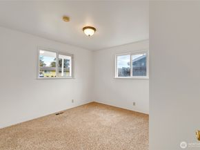 12649 SE 169th Place, Renton WA 98058