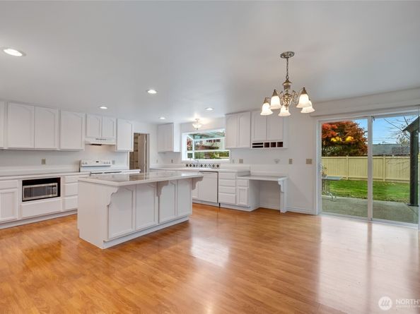 12649 SE 169th Place, Renton WA 98058