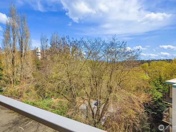 1730 Taylor Avenue N 409, Seattle WA 98109