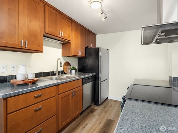 1730 Taylor Avenue N 409, Seattle WA 98109