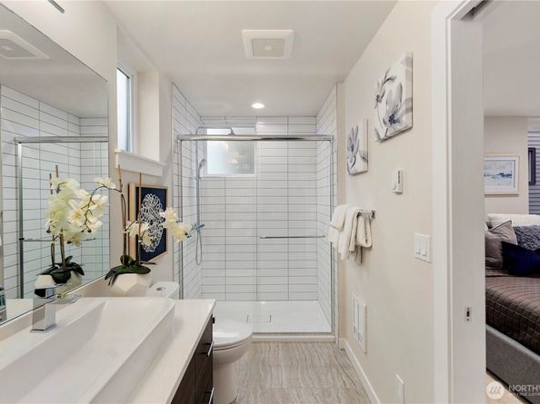 9241 B 16th Avenue SW, Seattle WA 98106