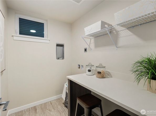 9241 B 16th Avenue SW, Seattle WA 98106