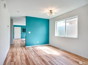 3910 S Holly Street, Seattle WA 98118