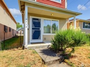 3910 S Holly Street, Seattle WA 98118