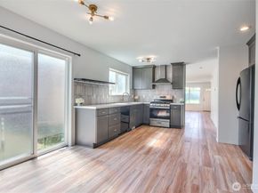 3910 S Holly Street, Seattle WA 98118