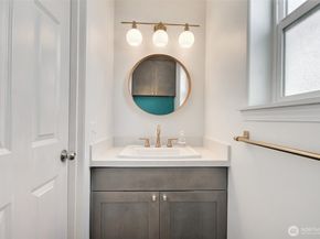 3910 S Holly Street, Seattle WA 98118