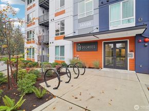 14598 Westminster Way N 107, Shoreline WA 98133