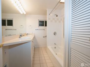 3447 12th Avenue W, Seattle WA 98119