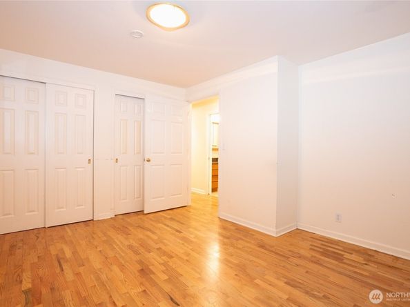 3447 12th Avenue W, Seattle WA 98119