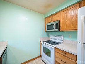 12410 SE 202nd Place, Kent WA 98031