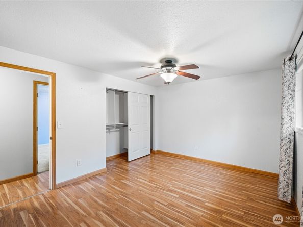 12410 SE 202nd Place, Kent WA 98031