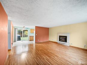 12410 SE 202nd Place, Kent WA 98031