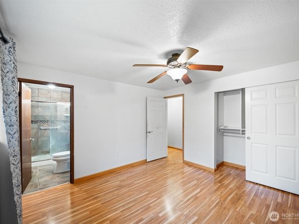 12410 SE 202nd Place, Kent WA 98031