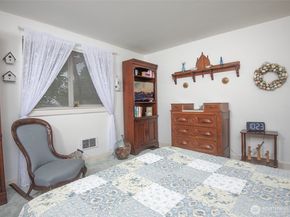 300 N 130th Street 4104, Seattle WA 98133