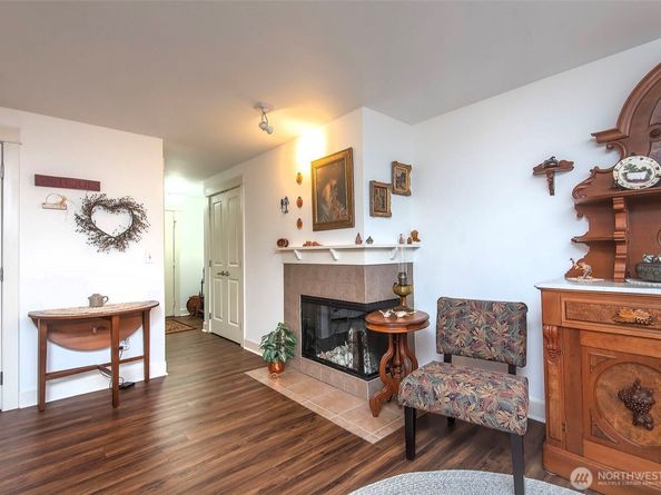 300 N 130th Street 4104, Seattle WA 98133