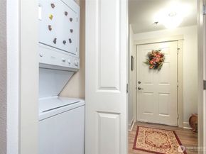 300 N 130th Street 4104, Seattle WA 98133