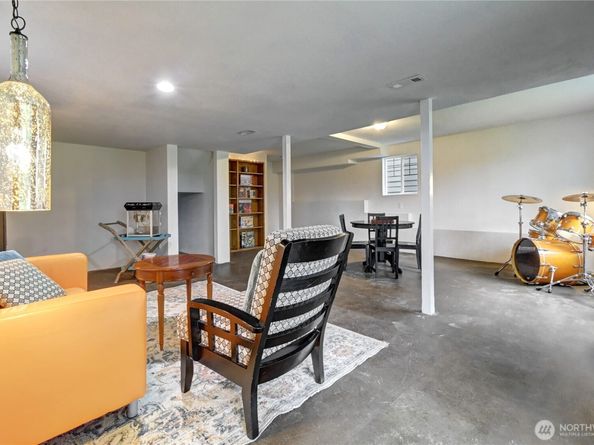 1230 84th Avenue SE, Lake Stevens WA 98258