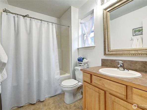 1230 84th Avenue SE, Lake Stevens WA 98258