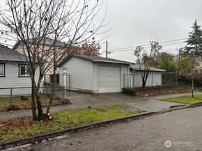 1922 15th Avenue S, Seattle WA 98144