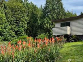 6091 NE Twin Spits Road, Hansville WA 98340