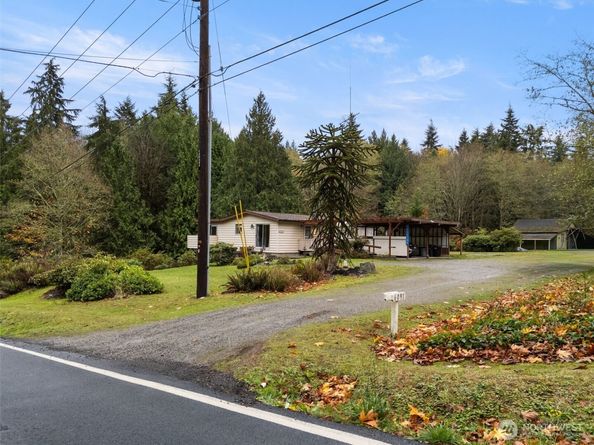 6091 NE Twin Spits Road, Hansville WA 98340