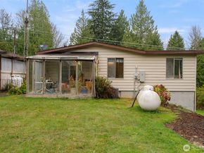 6091 NE Twin Spits Road, Hansville WA 98340