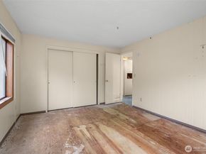 6091 NE Twin Spits Road, Hansville WA 98340